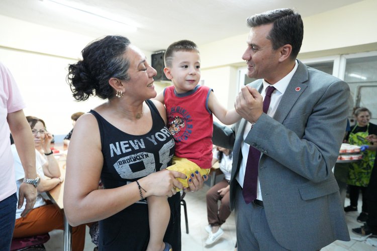 Başkan Zeyrek, Manisa Cemevi’nde Yurttaşlarla Oruç Açtı