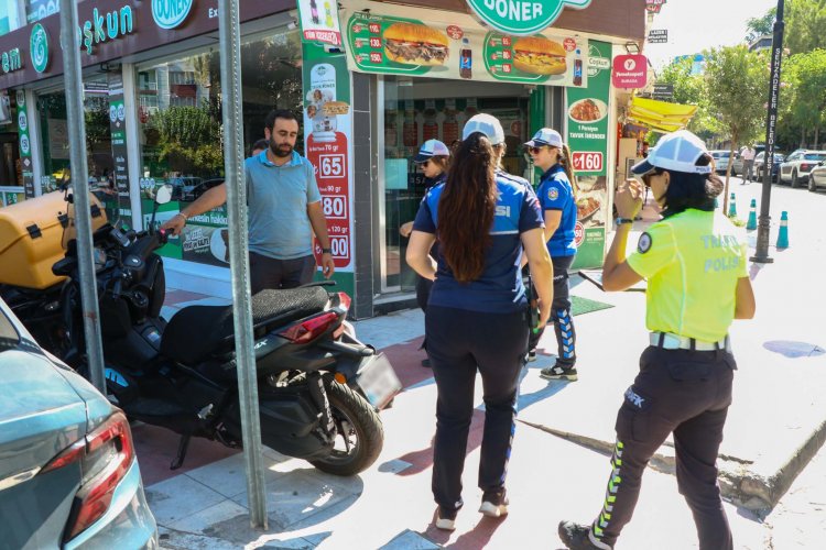 Zabıta ekiplerinden kaldırım işgali denetimi