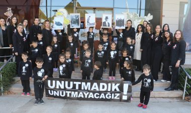 Minikler’den Anlamlı 10 Kasım Atatürk’ü Anma Töreni