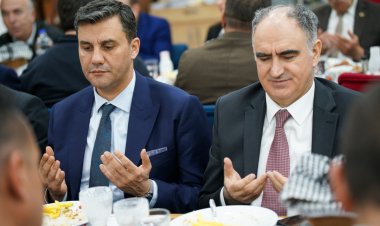 Büyükşehir Belediyesi Meclis Üyeleri İftar Sofrasında Buluştu