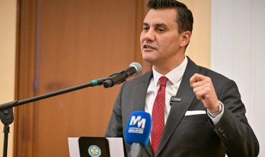 Başkan Zeyrek, Manisa Ağrılılar Derneği üyeleri ile bir araya geldi