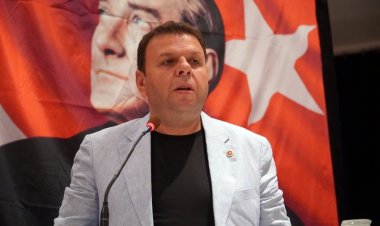 Ediz Ün: "Çiftçimiz Olmazsa Gıda da Olmaz"