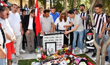 Başkanımız Ferdi Zeyrek’in Kabri Babalar Günü’nde de Ziyaretçi Akınına Uğradı