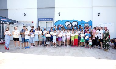 AKHİSAR BELEDİYESİ YAZ SPOR OKULLARI 1. ETAP YÜZME KURSU TAMAMLANDI.