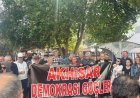 “Basın hürdür, sansür edilemez”