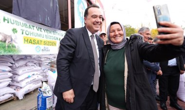 Başkan Besim Dutlulu, Selendili Çiftçilerle Buluştu “Çiftçimizin, üreticimizin ve halkımızın daima yanındayız”