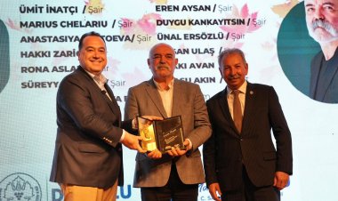 Şiirin Kalbi Manisa’da Attı