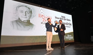 İlhan Berk Ödülü Genç Şaire Gitti: Oğulcan Kütük Ödülün Sahibi Oldu