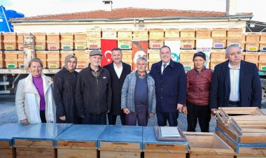 Büyükşehir’den Arıcılara ve Sulama Kooperatiflerine Güçlü Destek