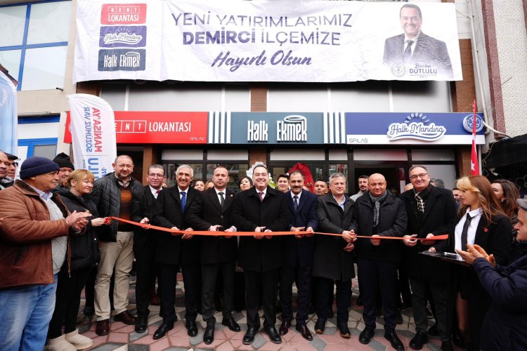 Büyükşehir’den Demirci’de Sosyal Belediyecilik Adımı: Kent Lokantası, Halk Mandıra ve Halk Ekmek Vatandaşların Hizmetine Açıldı