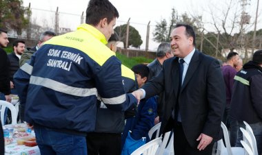 Büyükşehir’den Soma Termik Santrali İşçilerine Anlamlı İftar Başkan Dutlulu, “Her Zaman Yanınızdayız”