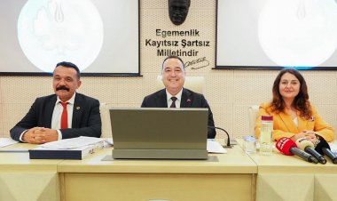 Mali Disiplin Meyvesini Verdi  Manisa Büyükşehir 2025’i Bütçede Fazlayla Kapattı