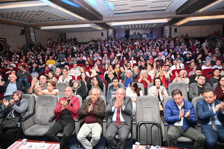 Manisa’da İsmail Altunsaray ile Türkü Dolu Gece