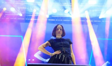 Manisa’da Gençlik Haftası Coşkusu Zeynep Bastık Konseriyle Başladı