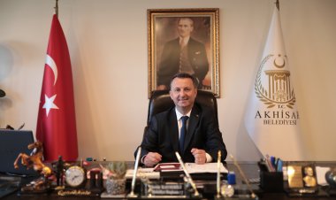 Akhisar Belediye Başkanı Ekrem Kayserili, Kurban Bayramı sebebiyle bir bayram mesajı yayınladı.