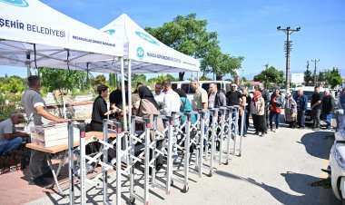 Büyükşehir’den Mezarlıklarda Bayram Öncesi Anlamlı Hizmet