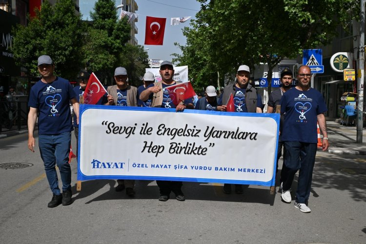 Engelliler Haftası’nda“Engelsiz Manisa” Yürüyüşü