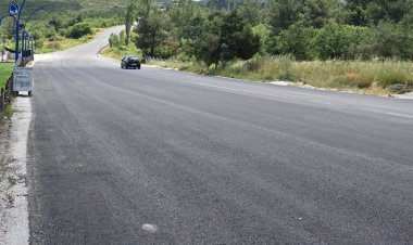 Büyüksümbüller ile Ortaköy Arasındaki Yol Sıcak Asfaltla Yenilendi