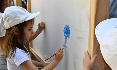 Manisa’da Çocuklar Hayal Dünyalarını Resimlere Yansıttı