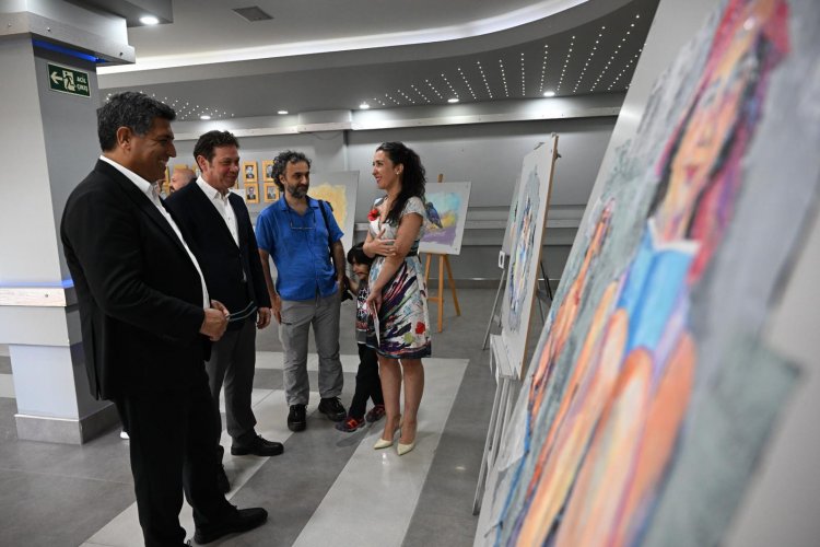 Plastik Atıklar Sanata Dönüştü
