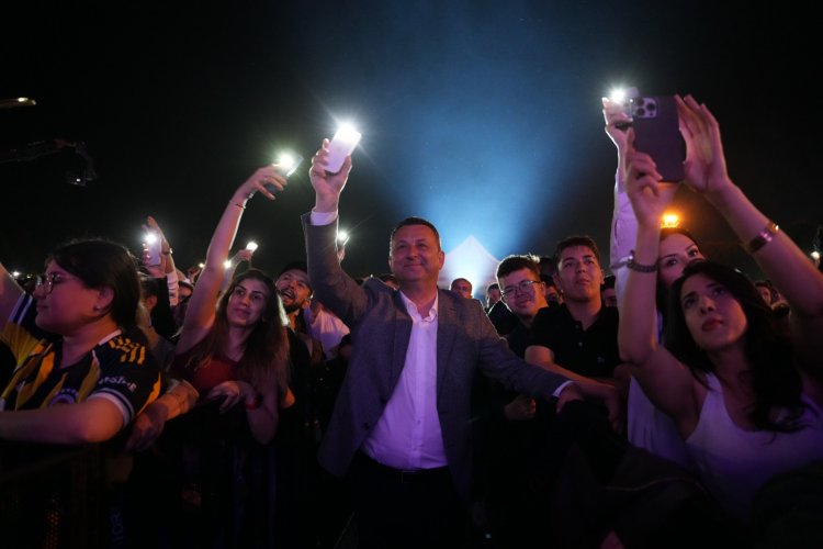 MİLYONLAR LEZİZ AKHİSAR'I KONUŞTU