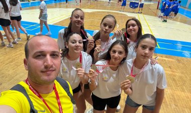 Akhisar İlçe Spor Kulübü, Manisa İl Karması ile şampiyonluk yolunda: Türkiye Yarı Finalleri’ndeler!