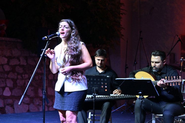 Büyükşehir Konservatuvarı’ndan Sanat Dolu Yıl Sonu Gecesi