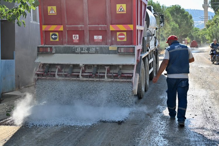 Manisa Büyükşehir Alaşehir’de Yol Konforunu Artırıyor