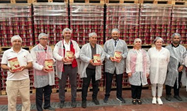 Manisa Tarım ve Orman Müdürü Mehmet Karayılan’dan Akhisar’daki Zer Salça İşletmesine
