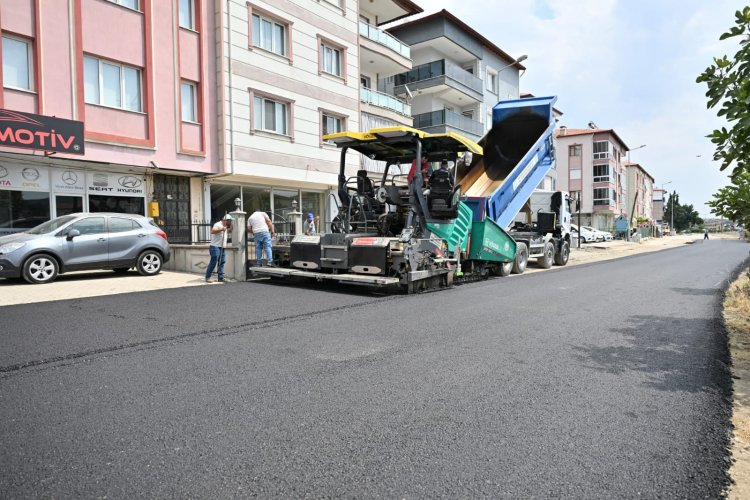 Kula Seyitali Mahallesi’nde Sıcak Asfalt Çalışması Tamamlandı