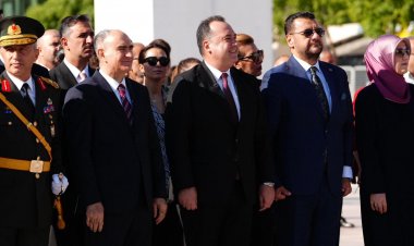 Büyük Zafer’in 104. Yılı Manisa’da Coşkuyla Kutlandı