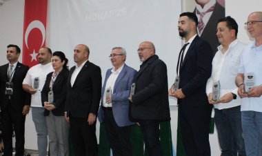 THYRAMUN’26 Akhisar’da Öğrencileri Diplomasi