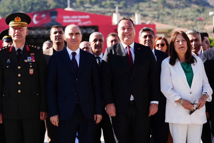 Manisa’nın Kurtuluşunun 104’üncü Yılı Gururla Kutlandı